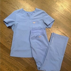 FIGS Ceil Blue Scrub Set